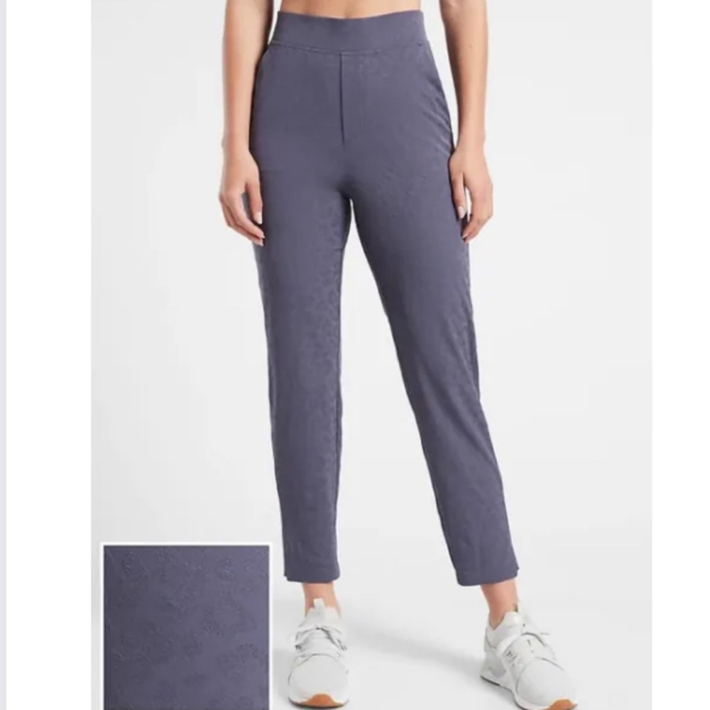 Athleta Brooklyn Textured Ankle Pants Size 14 in Violet Color